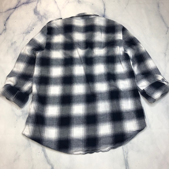 Zara Basic Blue & White Plaid Flannel Snap Up Top - Picture 4 of 8